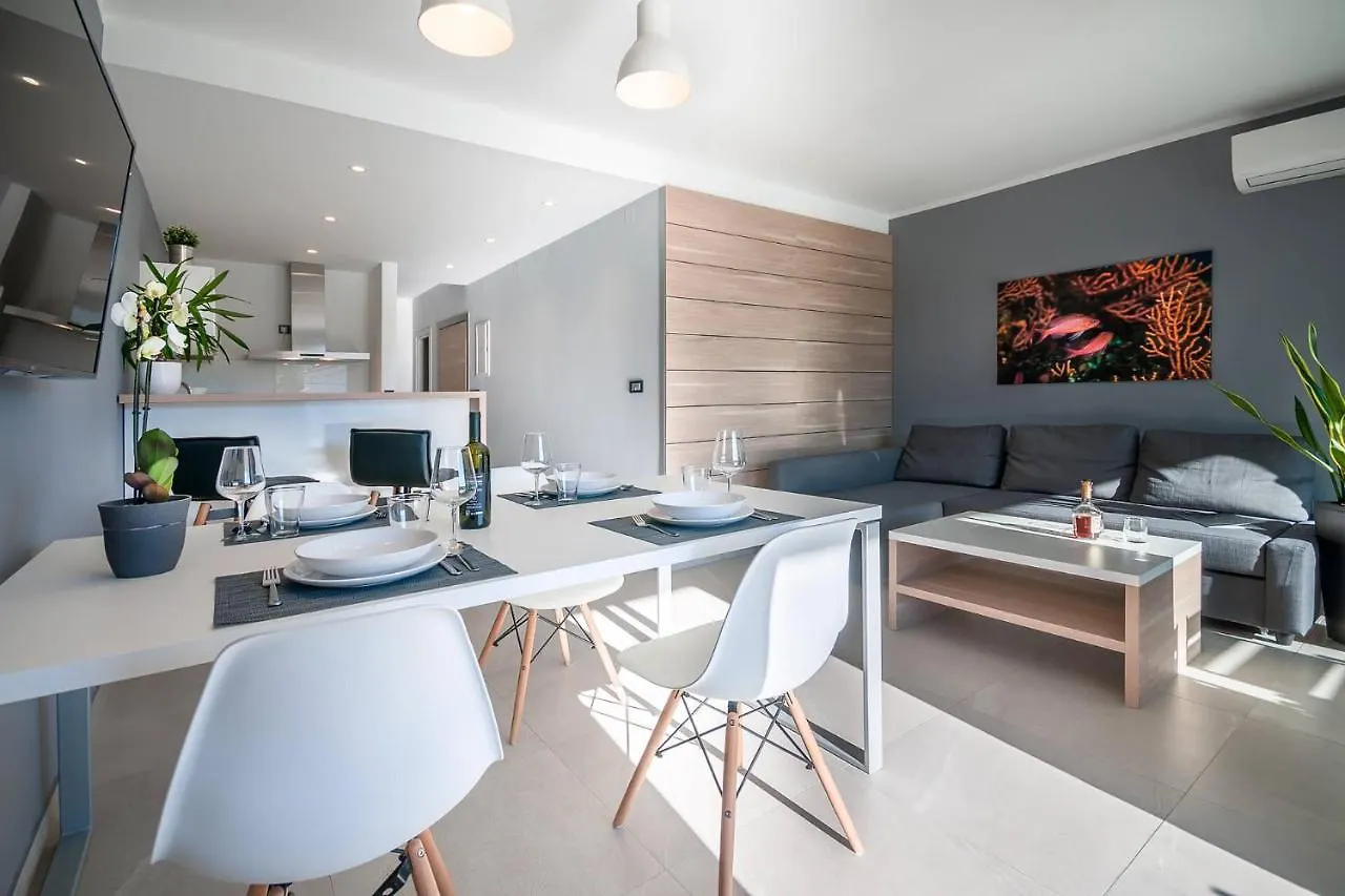 San Mar Lopar Apartment