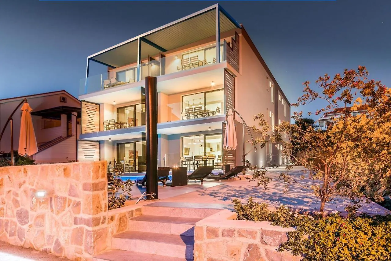 San Mar Lopar Apartment