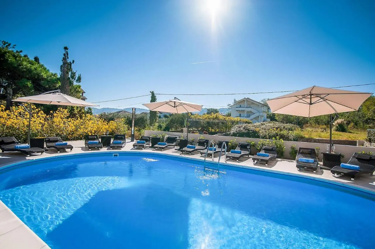 San Mar Lopar Apartment